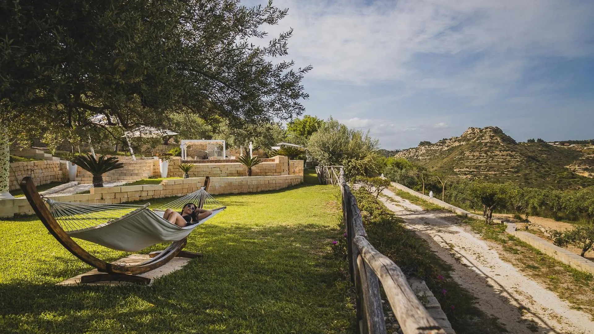 Tenuta Olive Alive Noto 3*,  Italia